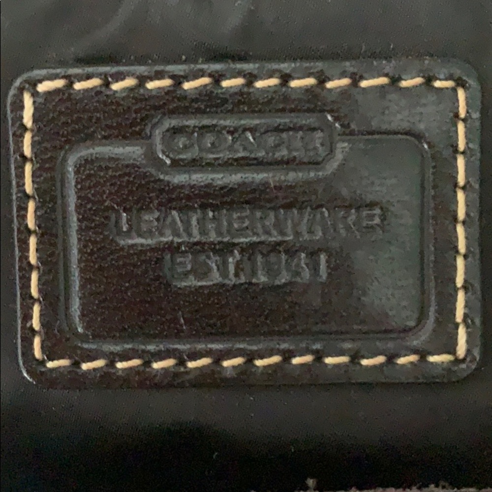 Coach Authentic Hampton Zip Tote - Picture 9 of 13